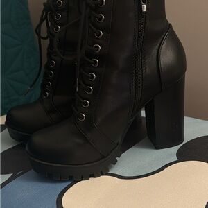 Soda Black Lace-Up Chunky Heel Boots